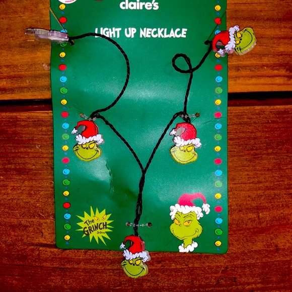 Dr. Seuss Jewelry - The Grinch Light Up Christmas Necklace
